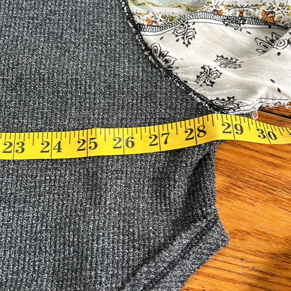 We the Free Free People gray waffle knit w/patchwork sleeves. Oversized Medium - Picture 4 of 16
